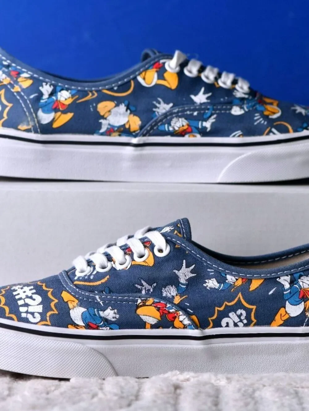 Pre-Owned! Size: 8 Men/9.5 Women | Vans Donald Duck